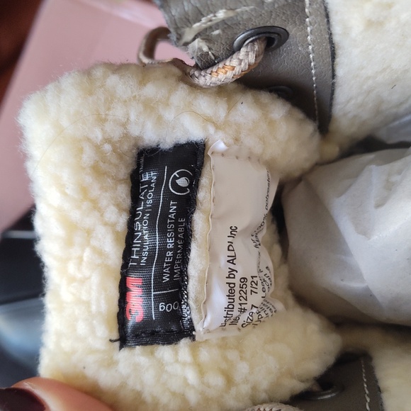 Serra Ladies Winter Boots - Picture 10 of 10